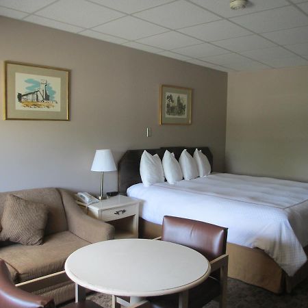 Balmer Hotel Ред-Лейк Экстерьер фото